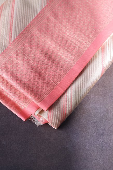 white-and-pink-handloom-woven-saree-2